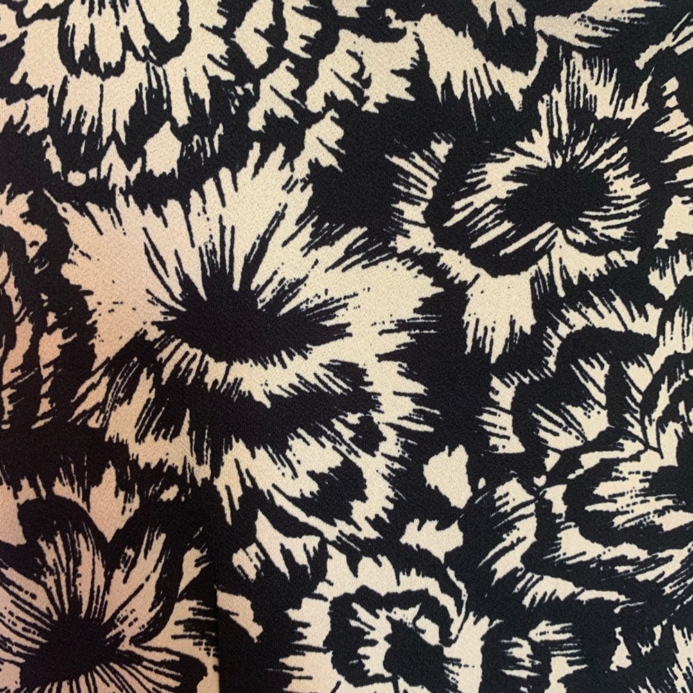 (Size MP) 🦋Ann Taylor Dress - Picture 8 of 10
